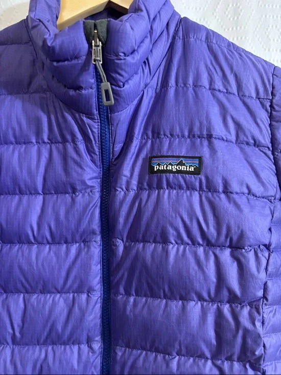 Patagonia Puffer - Picture 2 of 8